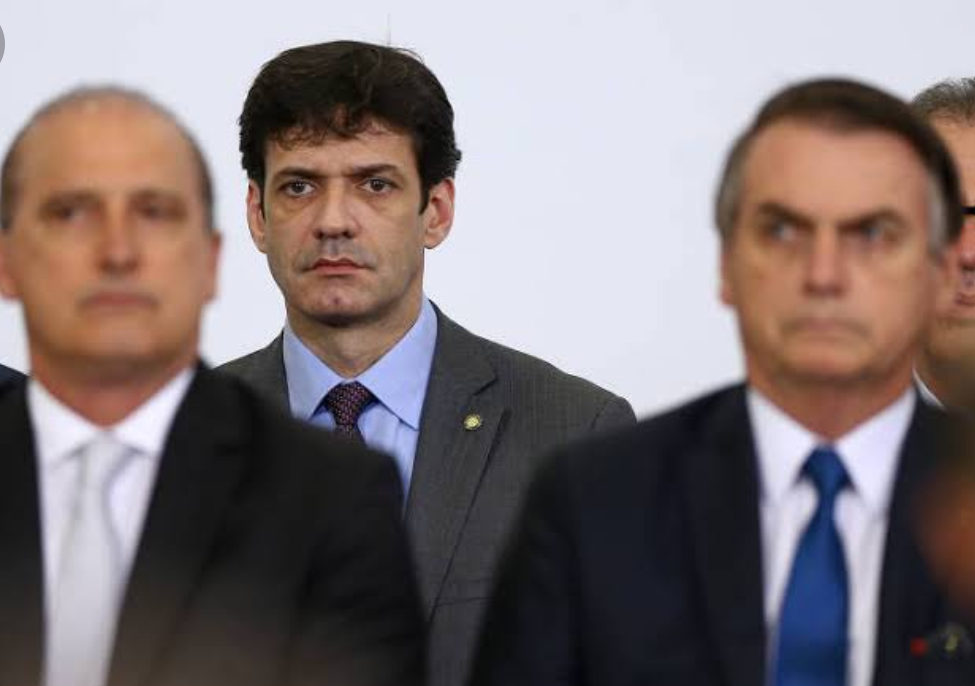 O ministro Álvaro Antônio virou uma espécie de assombração no governo de Bolsonaro